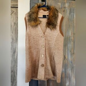 Tribal Wool Vest with fur collar